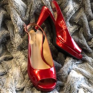 Red patent peep-toe heels